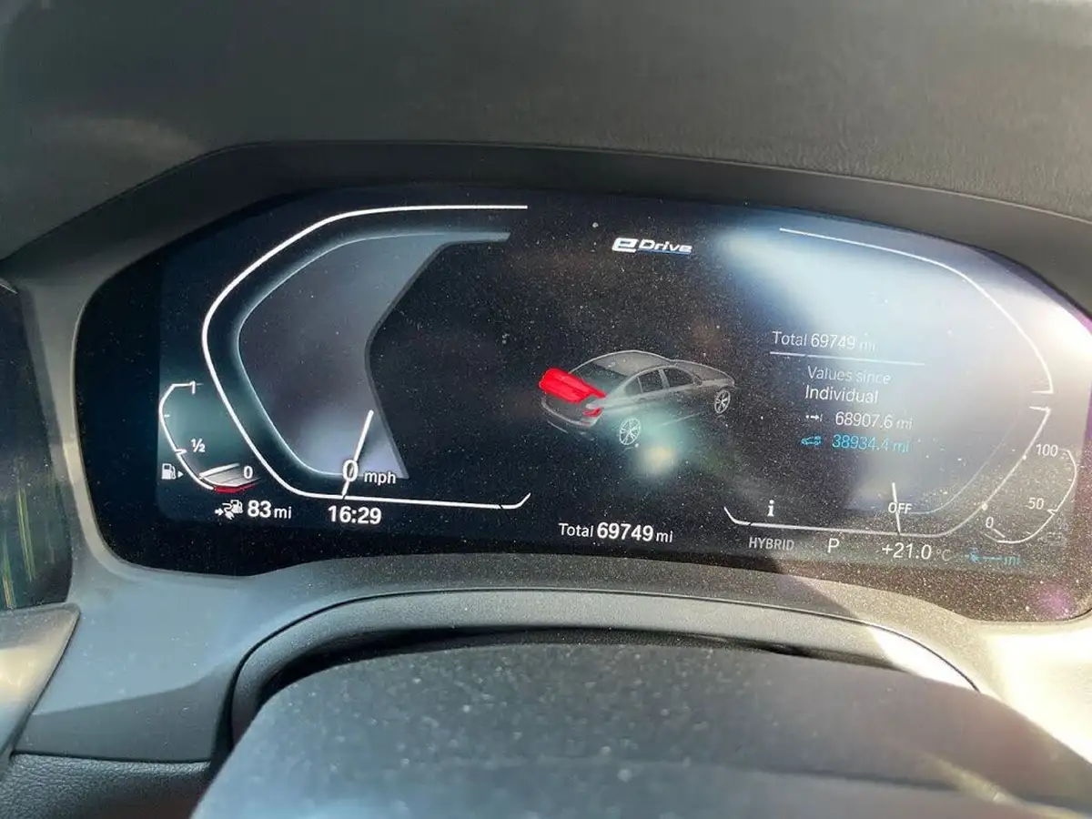 2021-bmw-3-series-20-330e-m-sport-tech-packpro-pack-saloon-4d-big-7