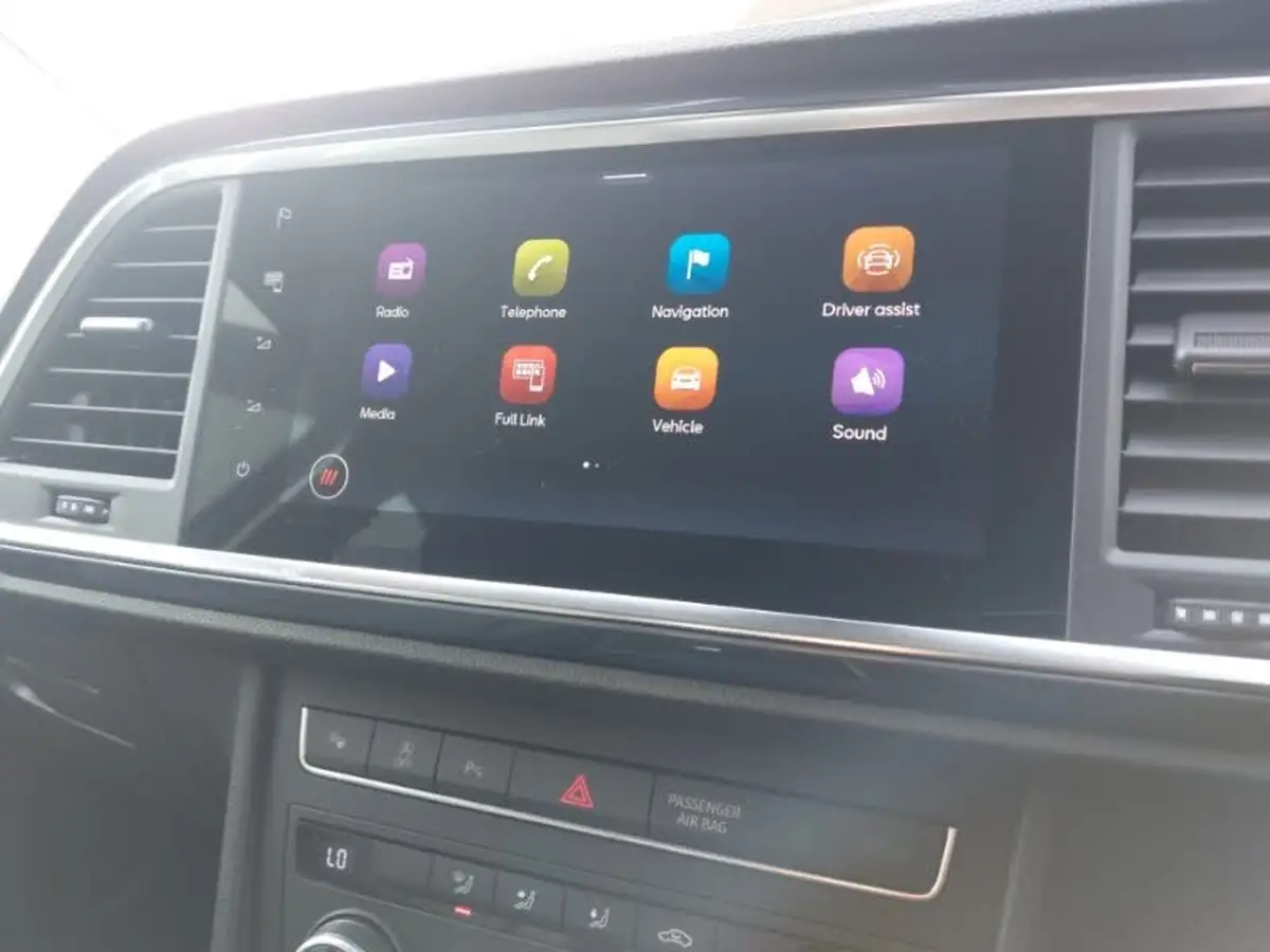 2024-seat-ateca-15-ecotsi-se-technology-dsg-big-13