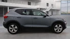 2019-volvo-xc40-20-t4-momentum-awd-small-4