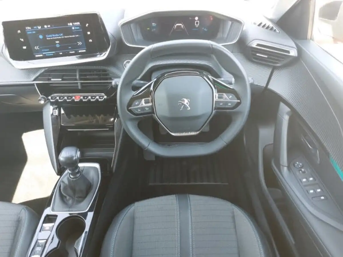 2022-peugeot-2008-suv-12-puretech-allure-premium-100bhp-big-6