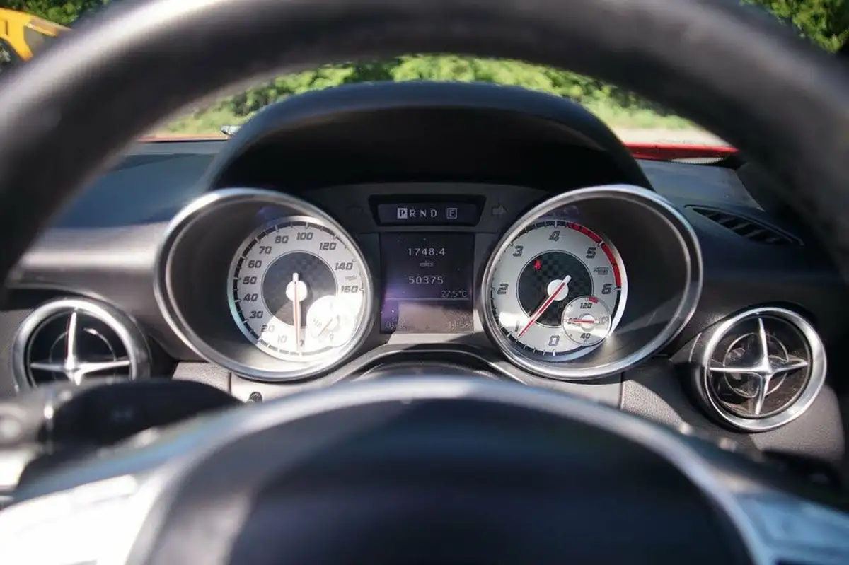 2012-mercedes-benz-slk-21td-slk250-amg-sport-204bhp-blueefficiency-ss-big-12
