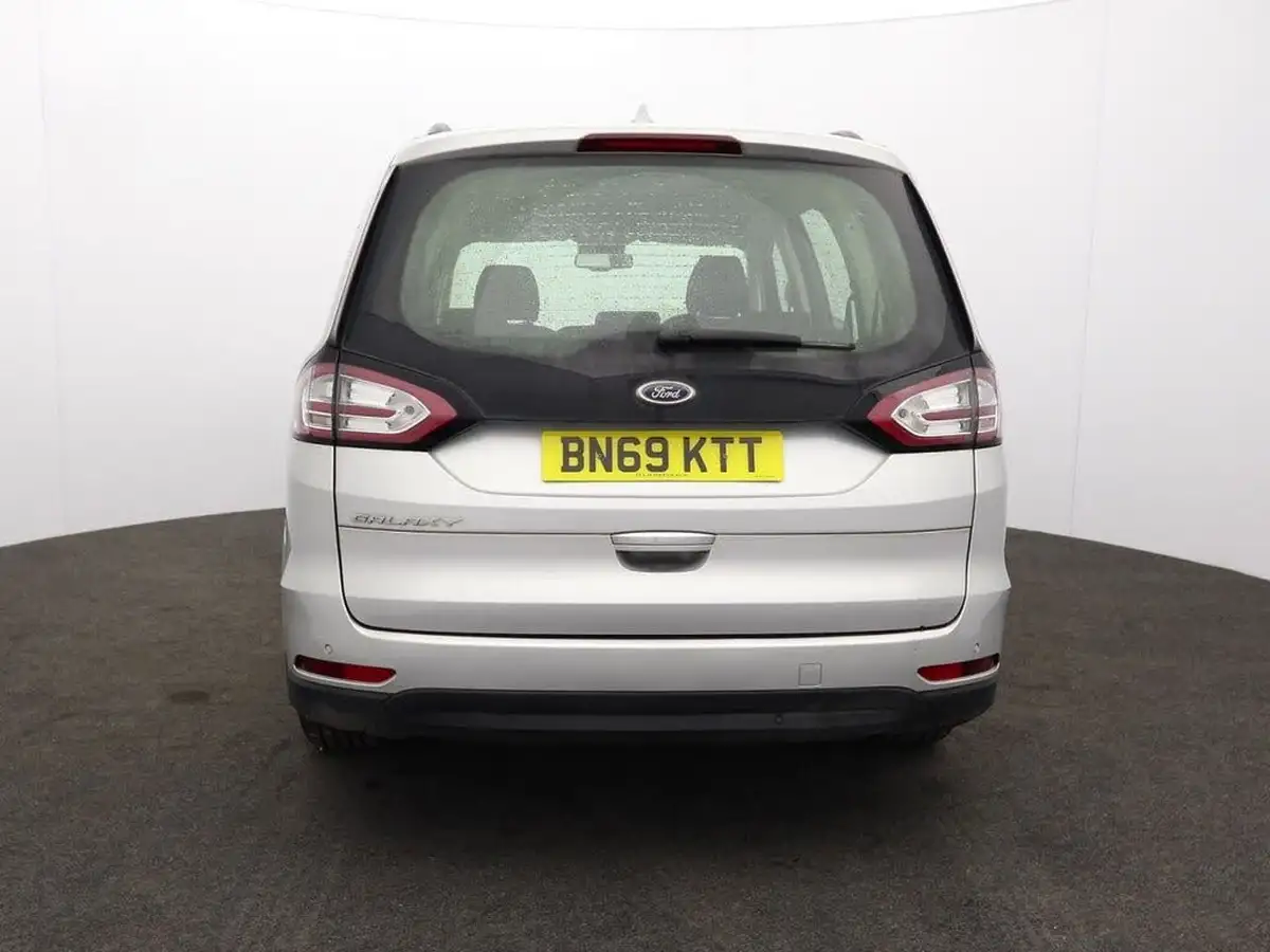 2020-ford-galaxy-20-zetec-big-8