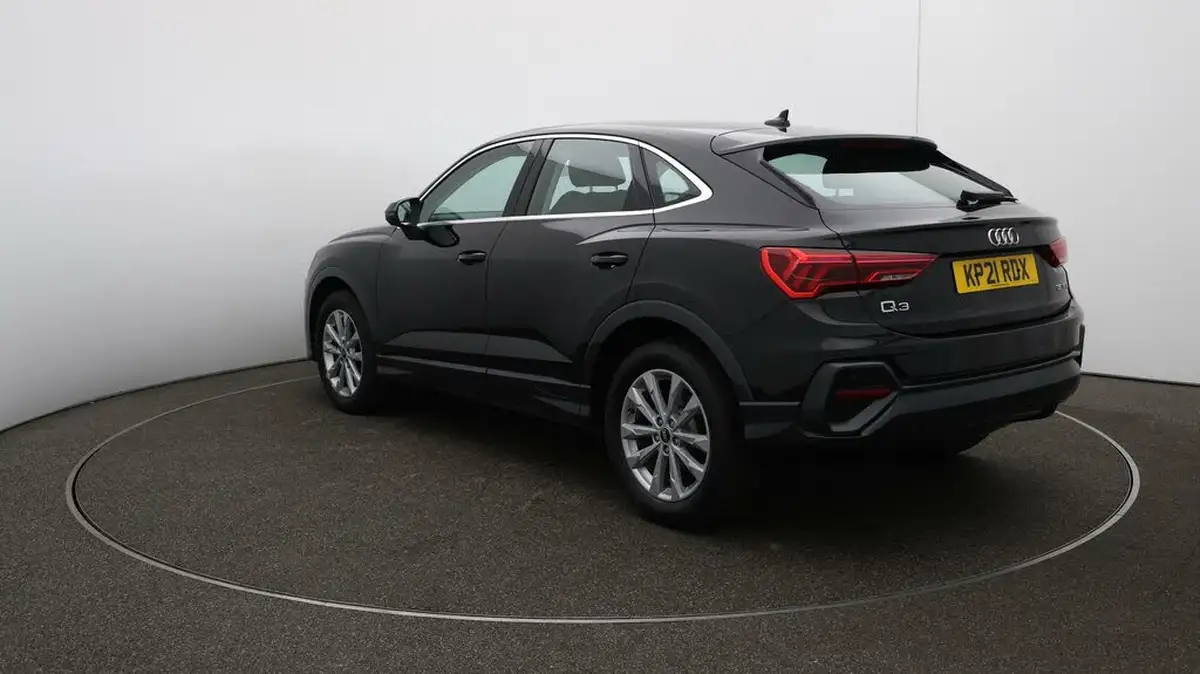 2021-audi-q3-15-35-tfsi-cod-sportback-s-tronic-big-52