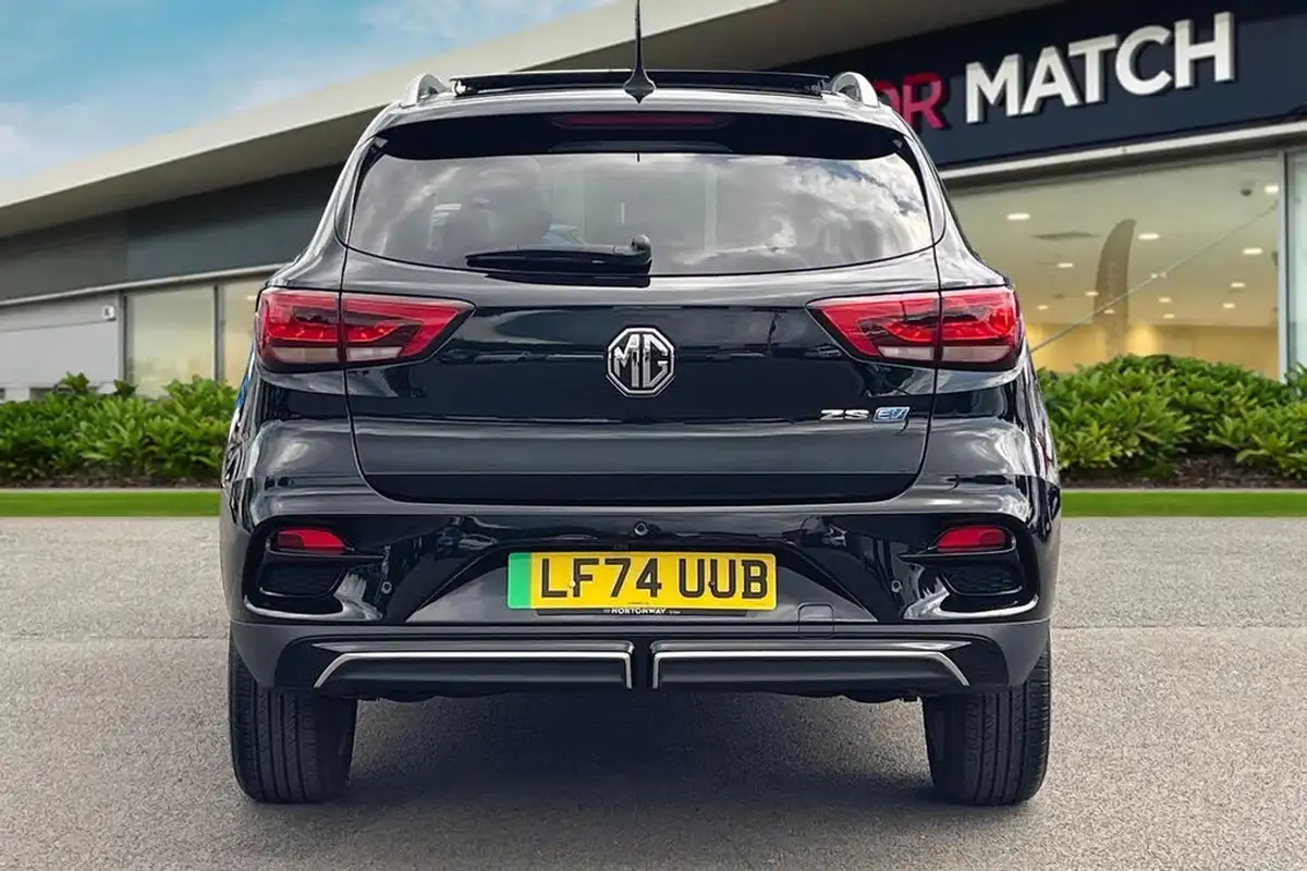 2024-mg-zs-suv-e-trophy-connect-ev-156ps-long-range-big-3