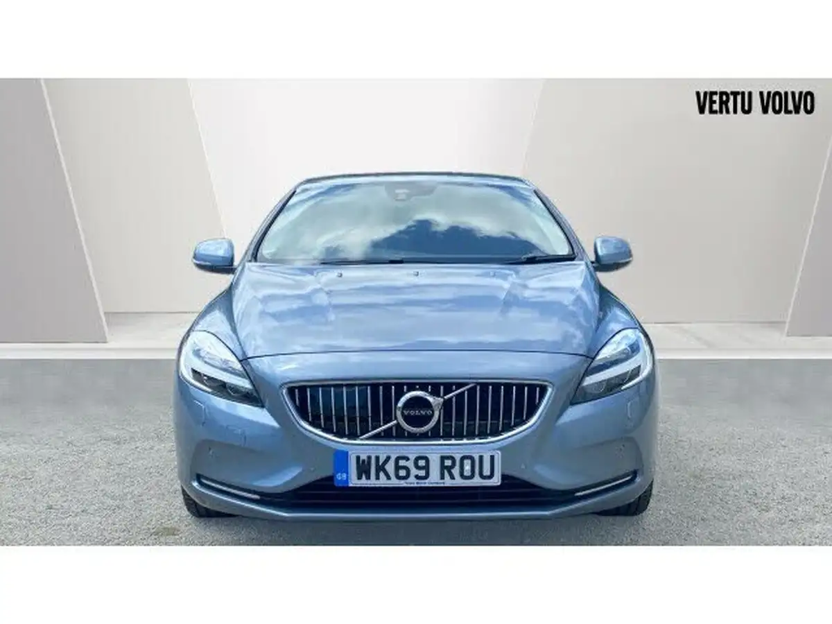 2019-volvo-v40-20td-d3-inscription-edition-big-11