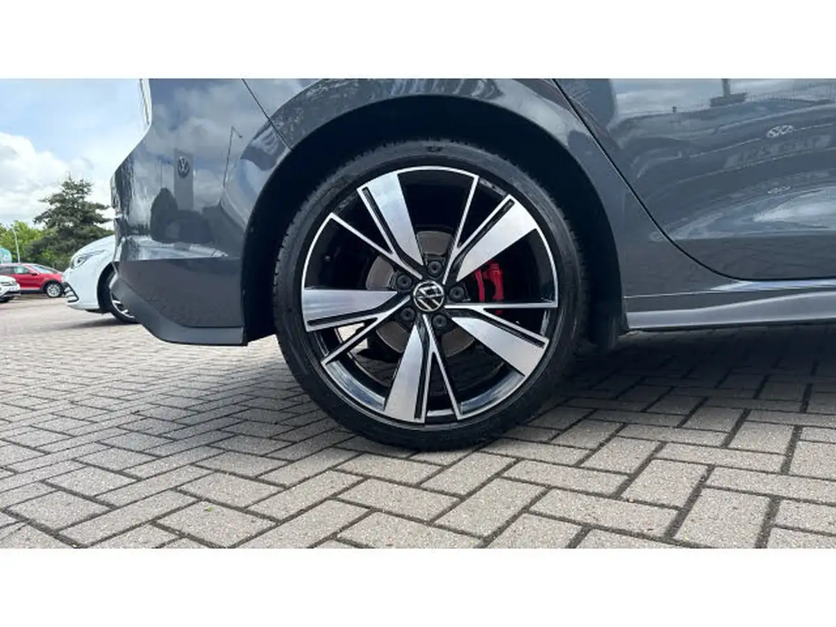 2022-volkswagen-golf-20tdi-gtd-big-4