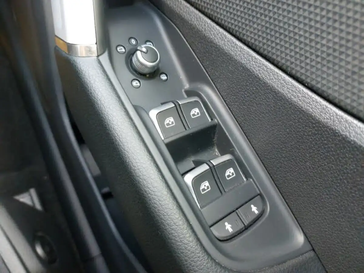 2023-audi-q2-15-35-tfsi-s-line-tronic-big-11