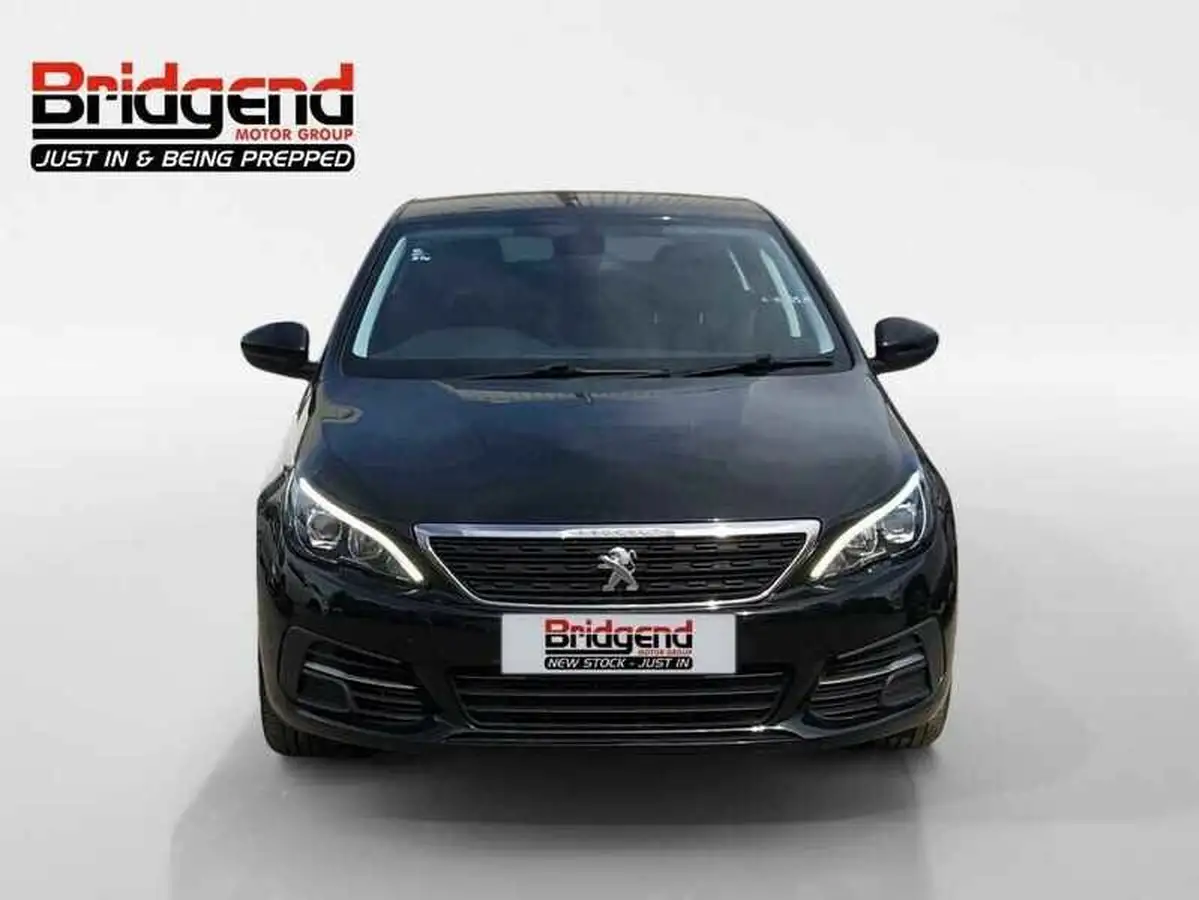 2019-peugeot-308-15-bluehdi-active-130bhp-big-1