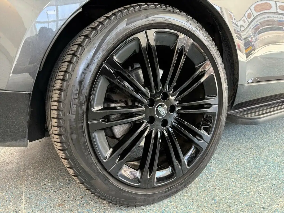 2022-land-rover-range-rover-30-d350-hse-big-4