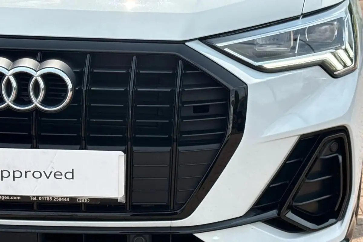 2022-audi-q3-15-35-tfsi-black-edition-codcomfort-sound-pack-station-wagon-big-29