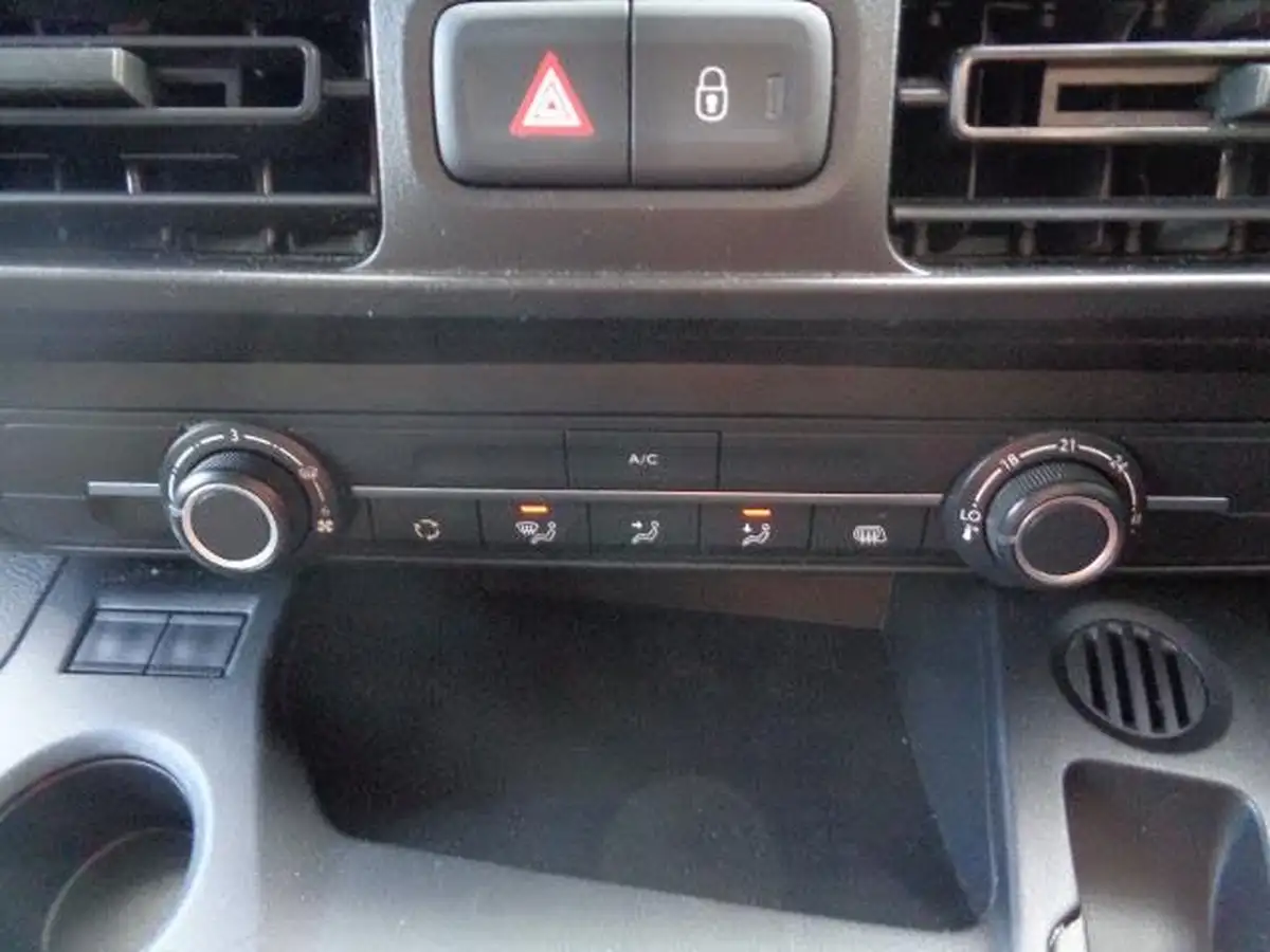 2021-peugeot-partner-15-bluehdi-1000-professional-100ps-eu6dt-panel-big-22