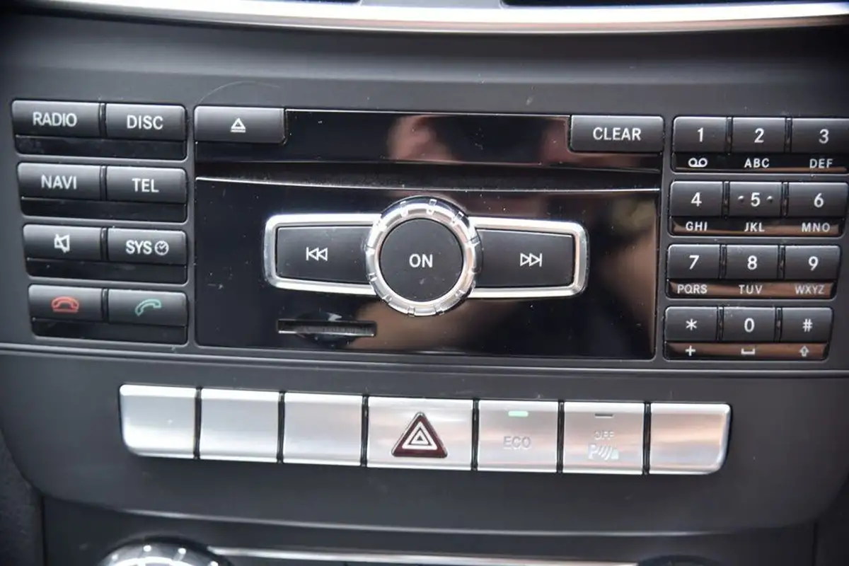 2013-mercedes-benz-c-class-21cdi-c220-cdi-amg-sport-saloon-4d-7g-tronic-plus-big-38