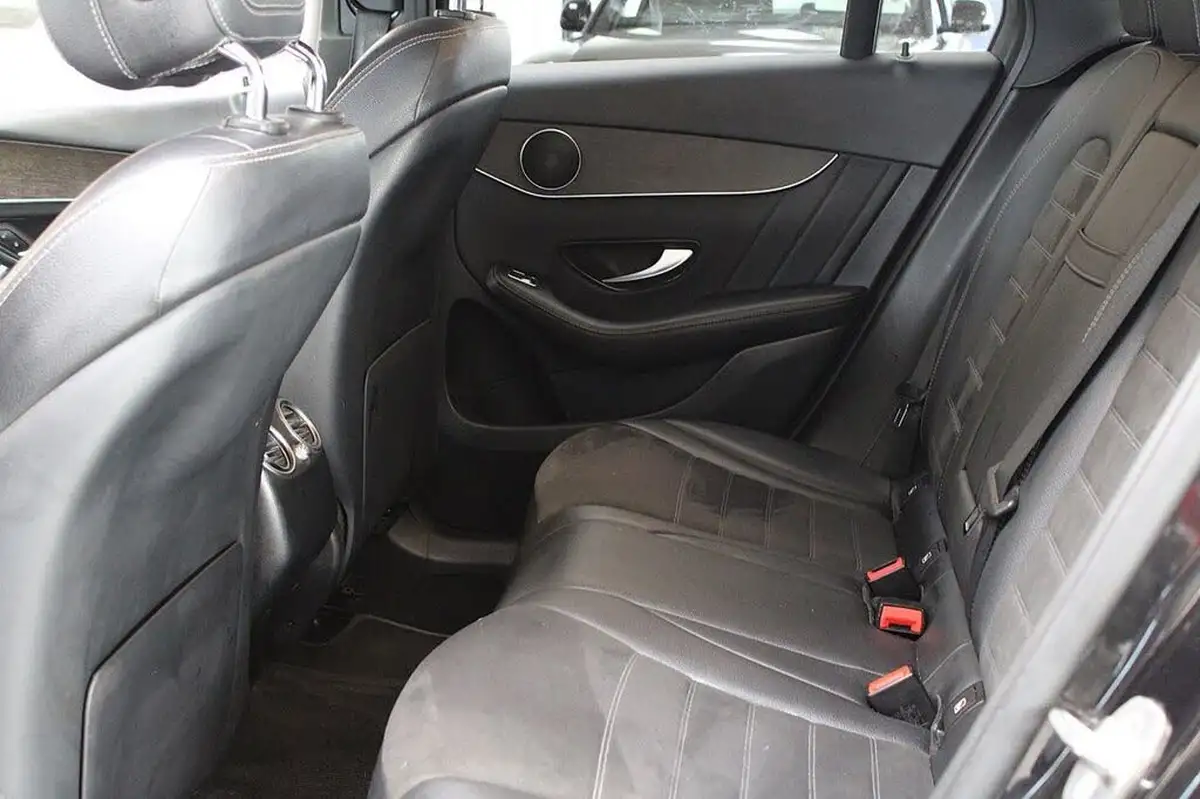 2019-mercedes-benz-glc-class-20d-glc220d-amg-line-station-wagon-5d-4matic-plus-big-25