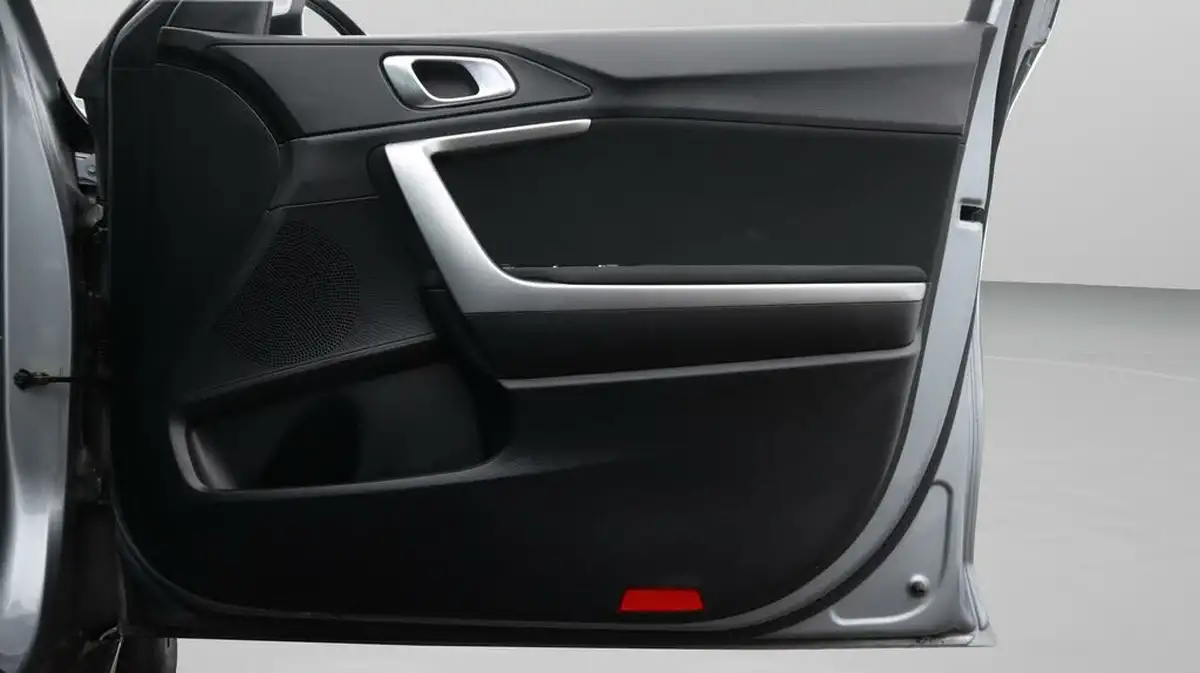 2022-kia-xceed-10-t-gdi-2-big-15