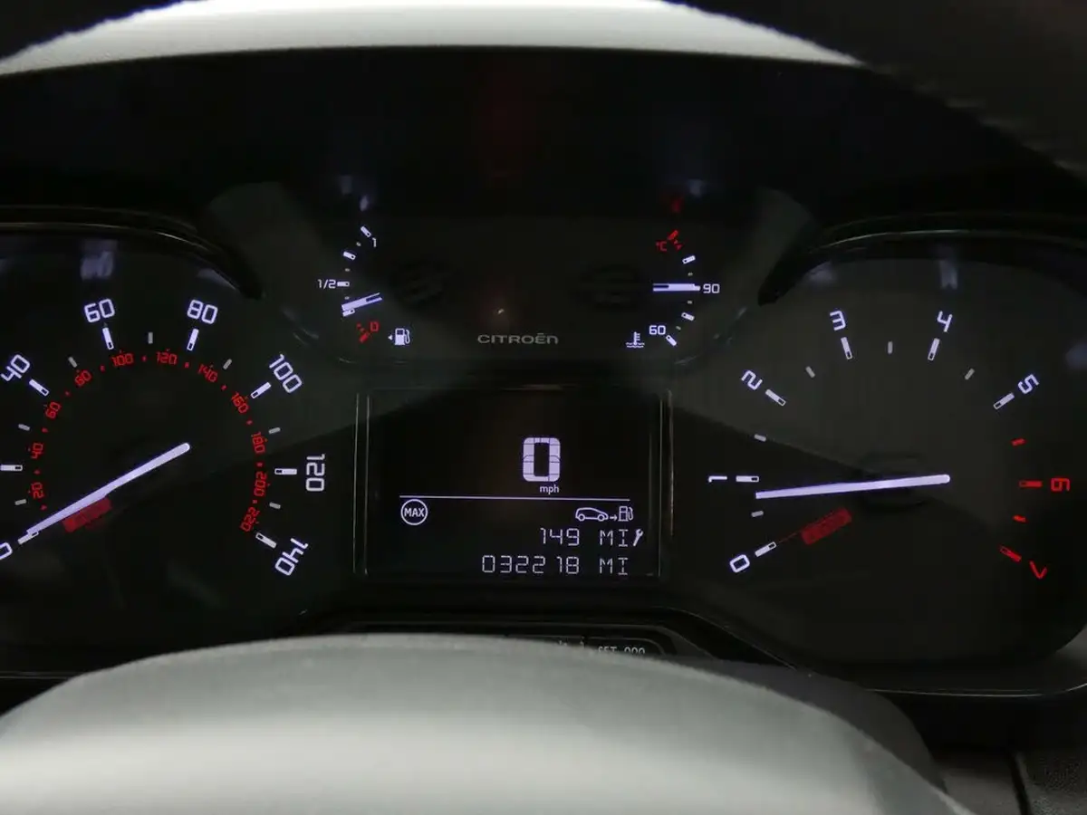 2022-citroen-c3-aircross-12-puretech-c-series-edition-big-18