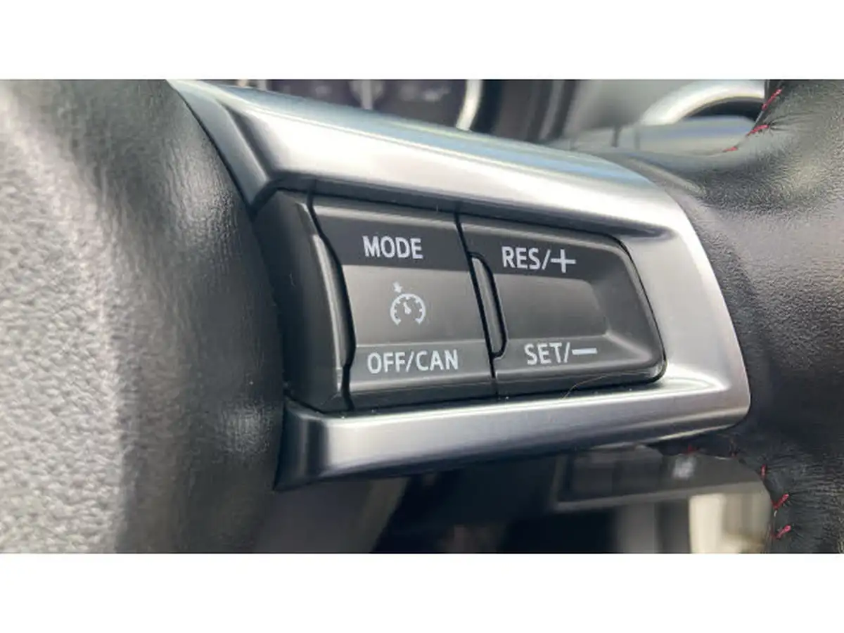 2015-mazda-mx-5-20-sport-big-25