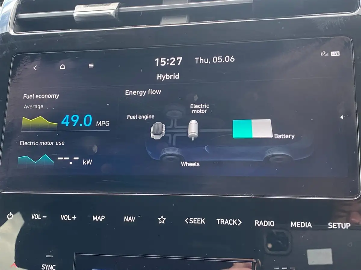 2022-hyundai-tucson-16-t-gdi-se-connect-230ps-hybrid-auto-big-12