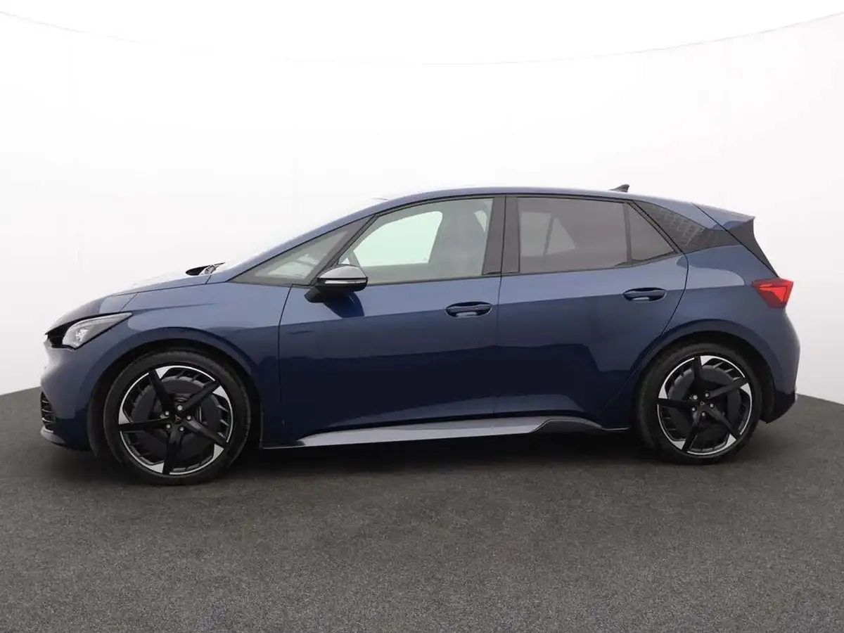 2022-cupra-born-e-v3-204ps-58kwh-big-4