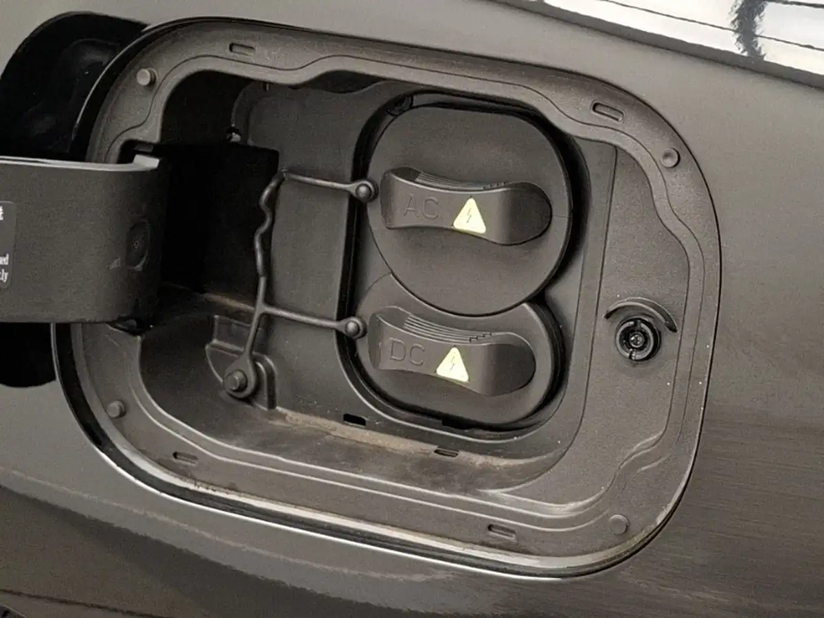 2023-dacia-sandero-stepway-big-13