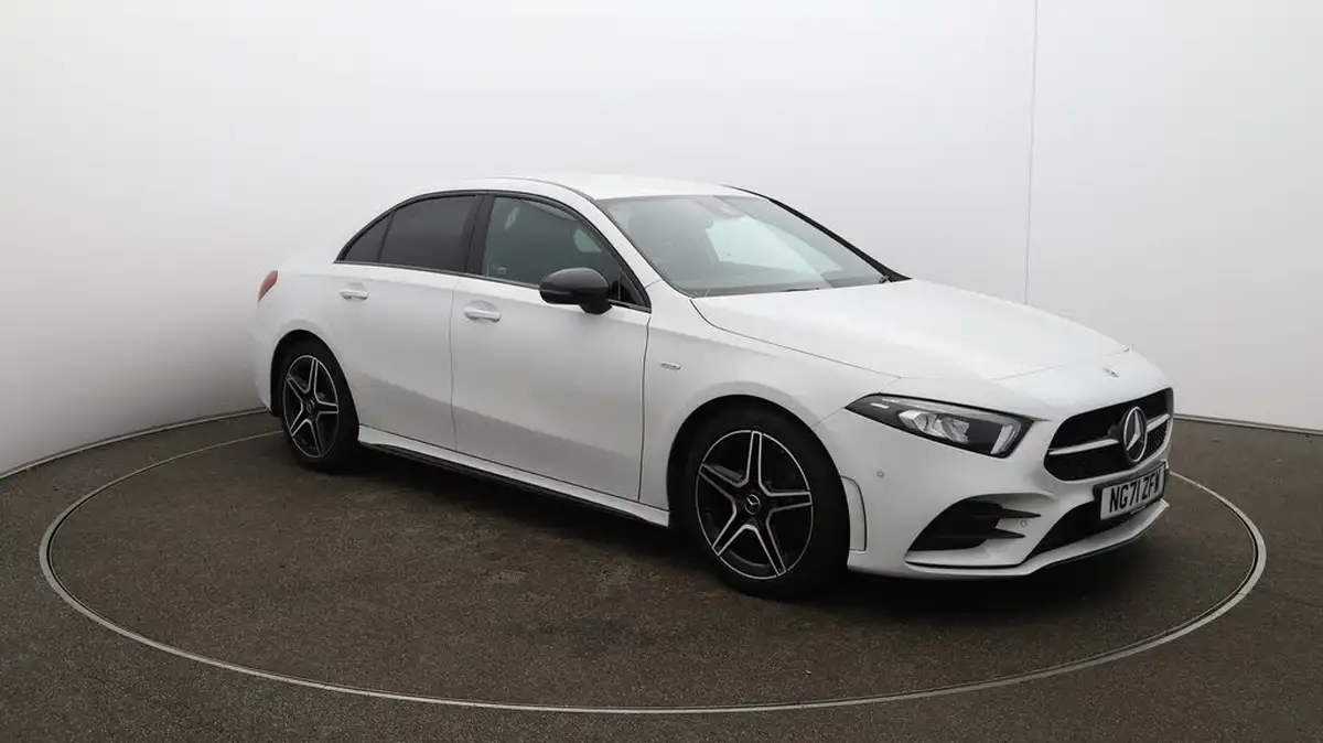 2022-mercedes-benz-a-class-13-a180-amg-line-executive-edition-saloon-4d-7g-dct-big-44