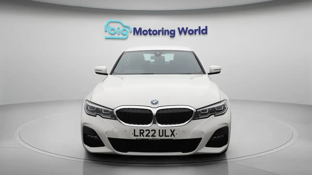 2022-bmw-3-series-20-330e-m-sport-pro-pack-saloon-4d-big-2