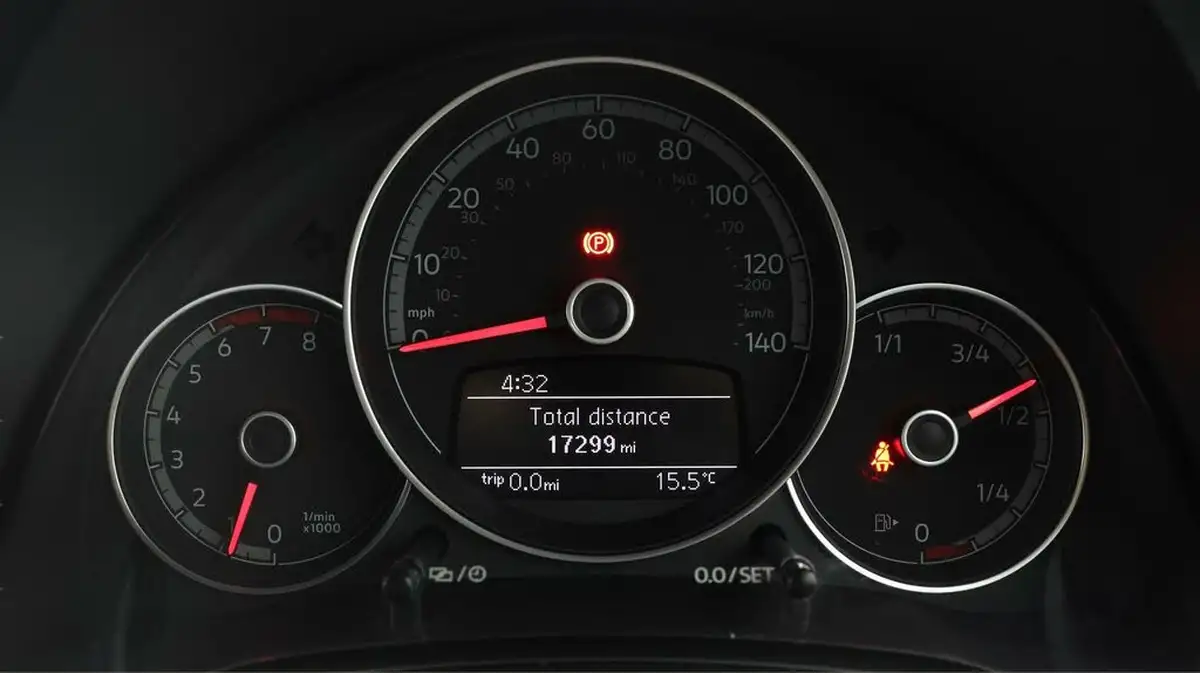 2019-volkswagen-up-10-high-up-75ps-ss-5d-big-10