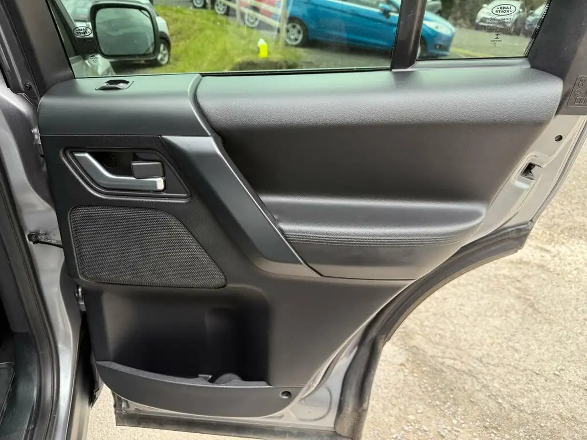2014-land-rover-freelander-2-22td4-hse-auto-big-23