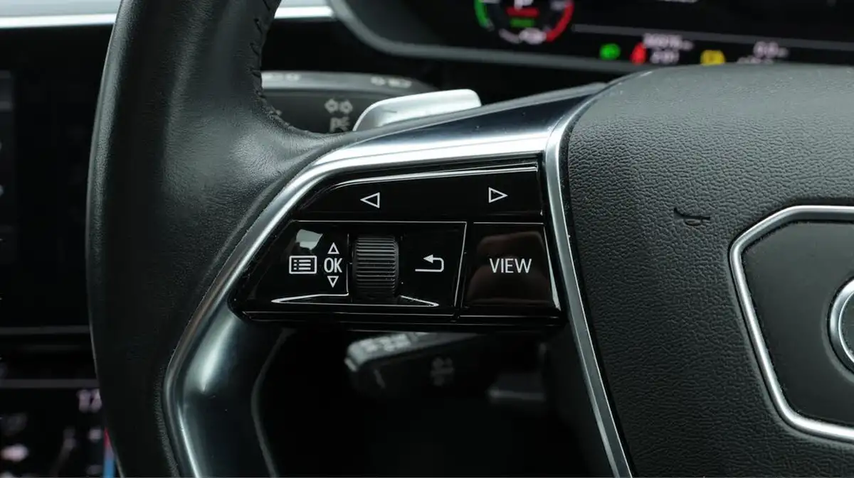 2020-audi-e-tron-50e-technik-big-25