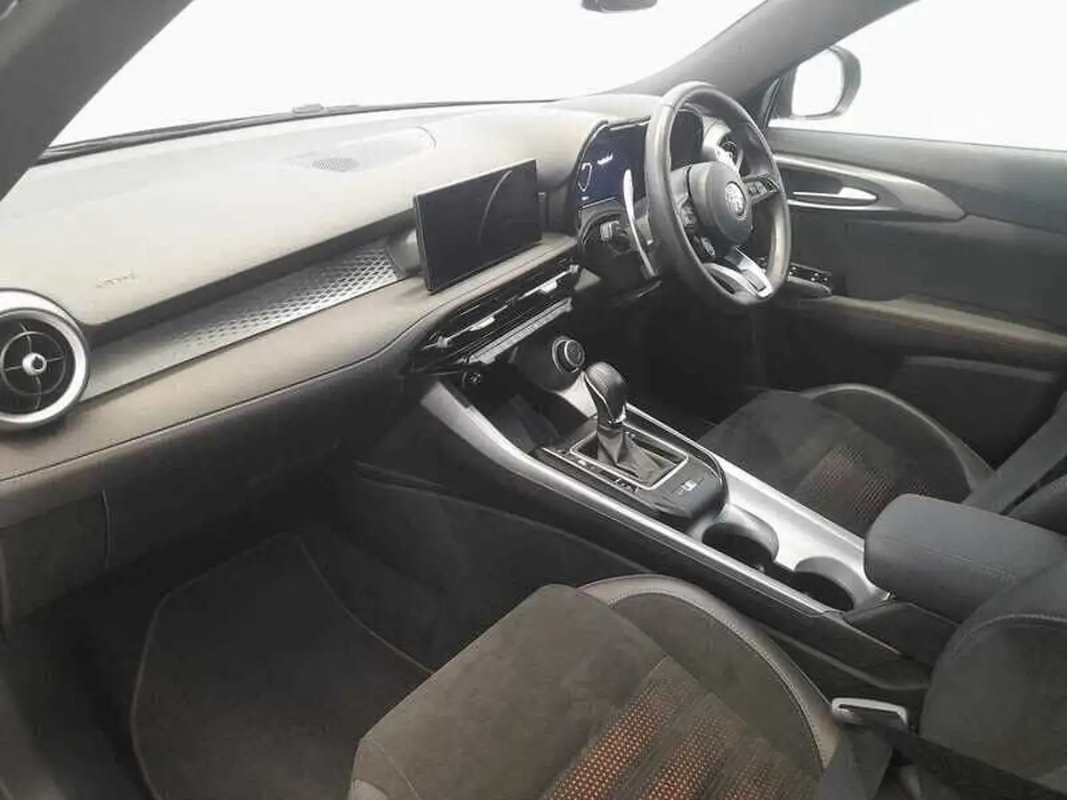 2023-alfa-romeo-tonale-15-veloce-big-13