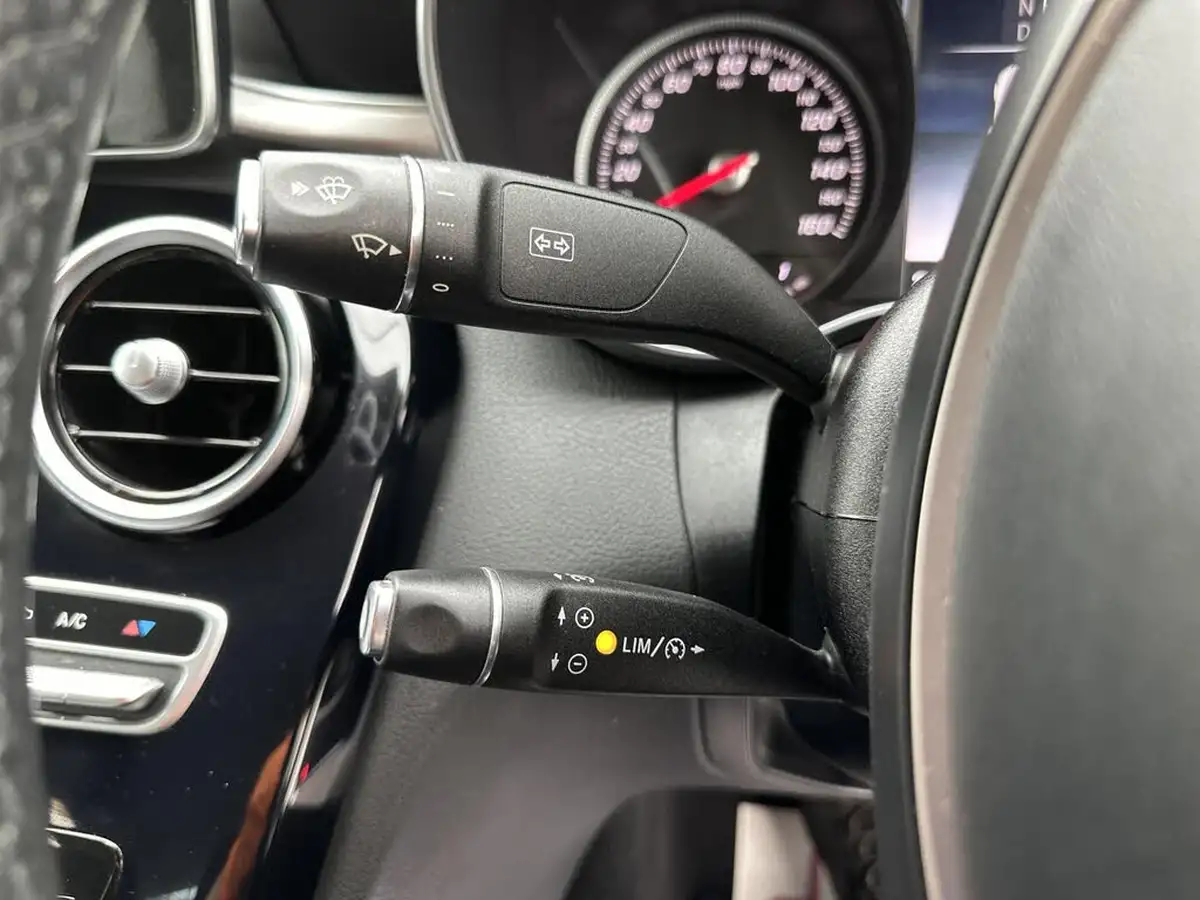 2017-mercedes-benz-c-class-20-c200-sport-ss-saloon-4d-9g-tronic-plus-big-34