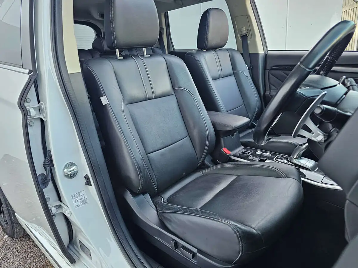 2017-mitsubishi-outlander-20-4hs-phev-5st-big-7