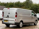 2017-renault-trafic-16dci-ll29-125-sport-nav-energy-125-e6-panel-van-small-9