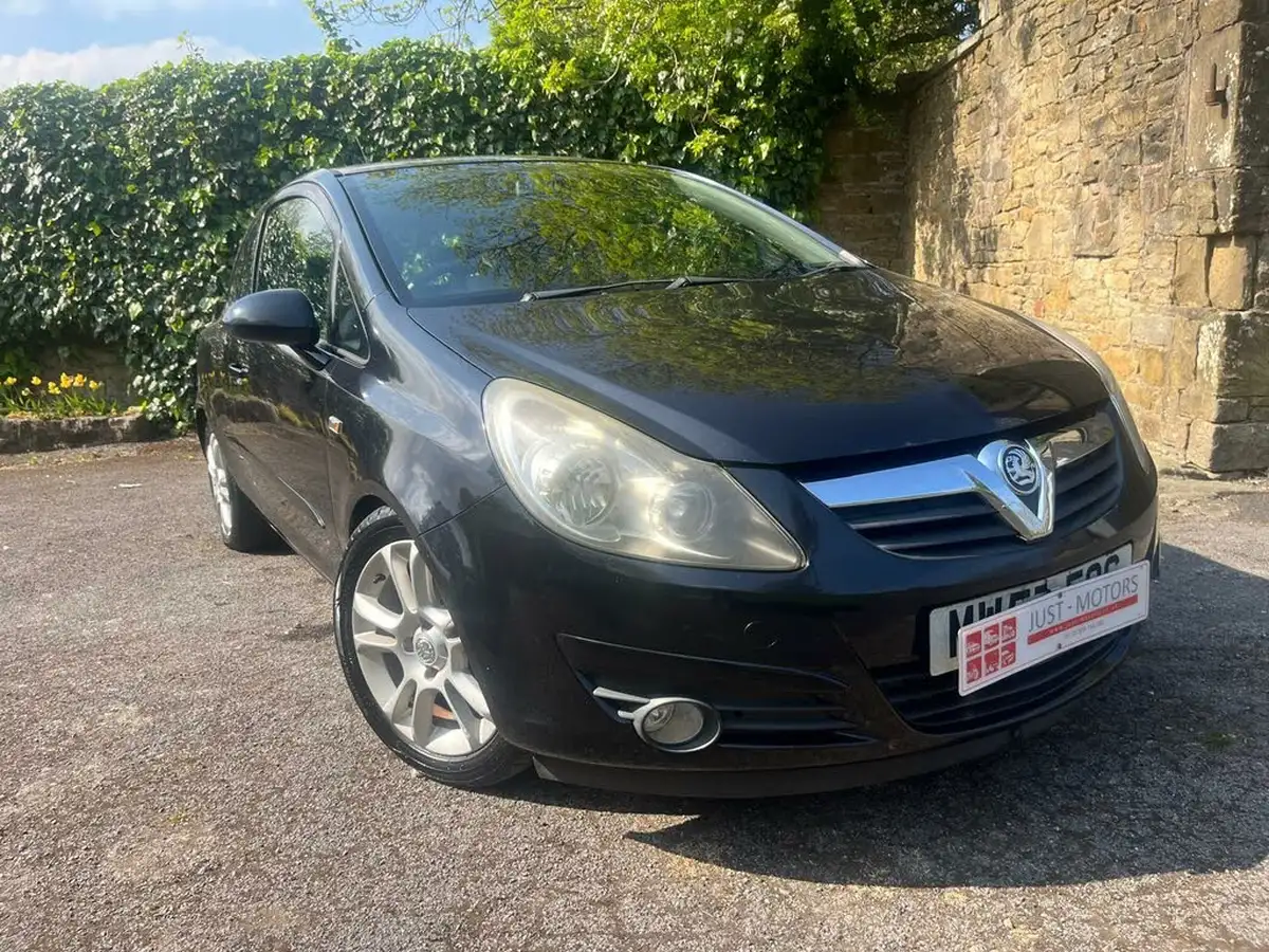 2008-vauxhall-corsa-12-sxi-3d-big-35