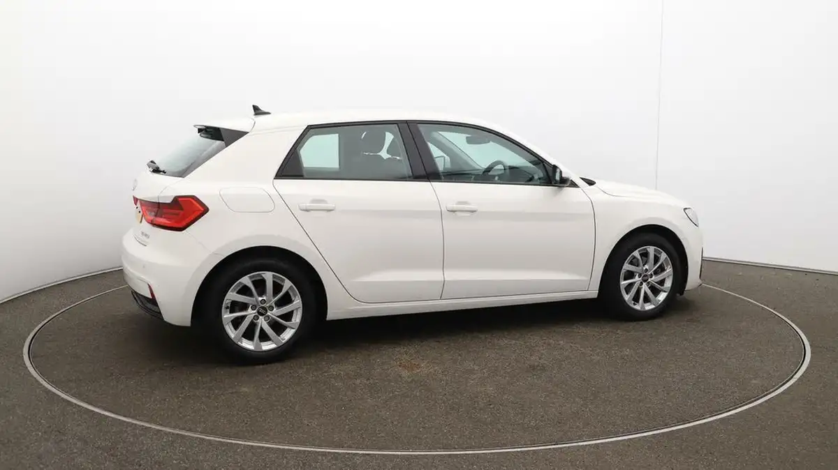 2023-audi-a1-10-30-tfsi-sport-s-tronic-big-43