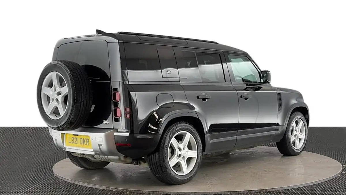 2021-land-rover-110-defender-30-d200-se-big-3