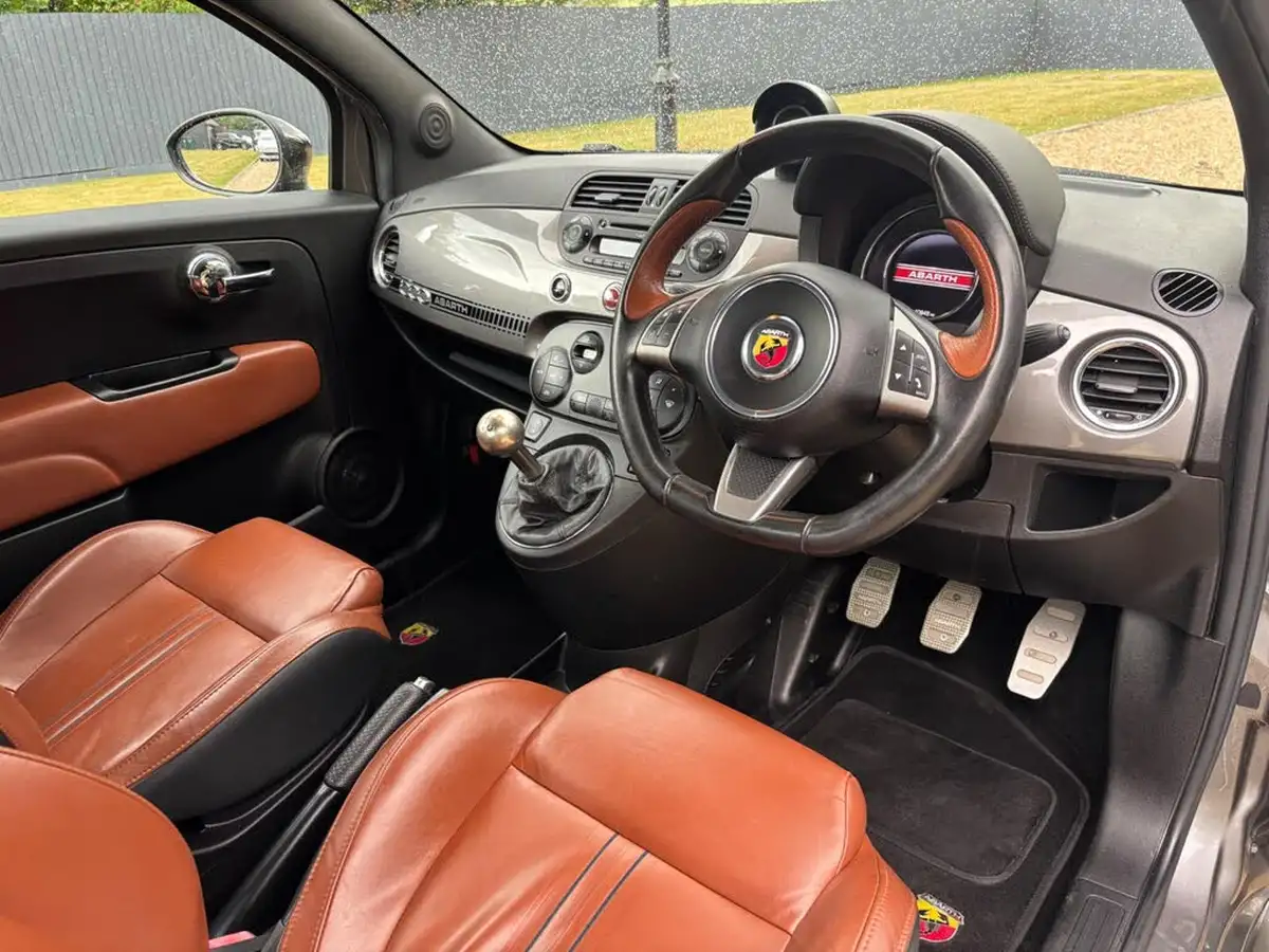 2015-abarth-500-14-tjet-595-turismo-160bhp-big-1