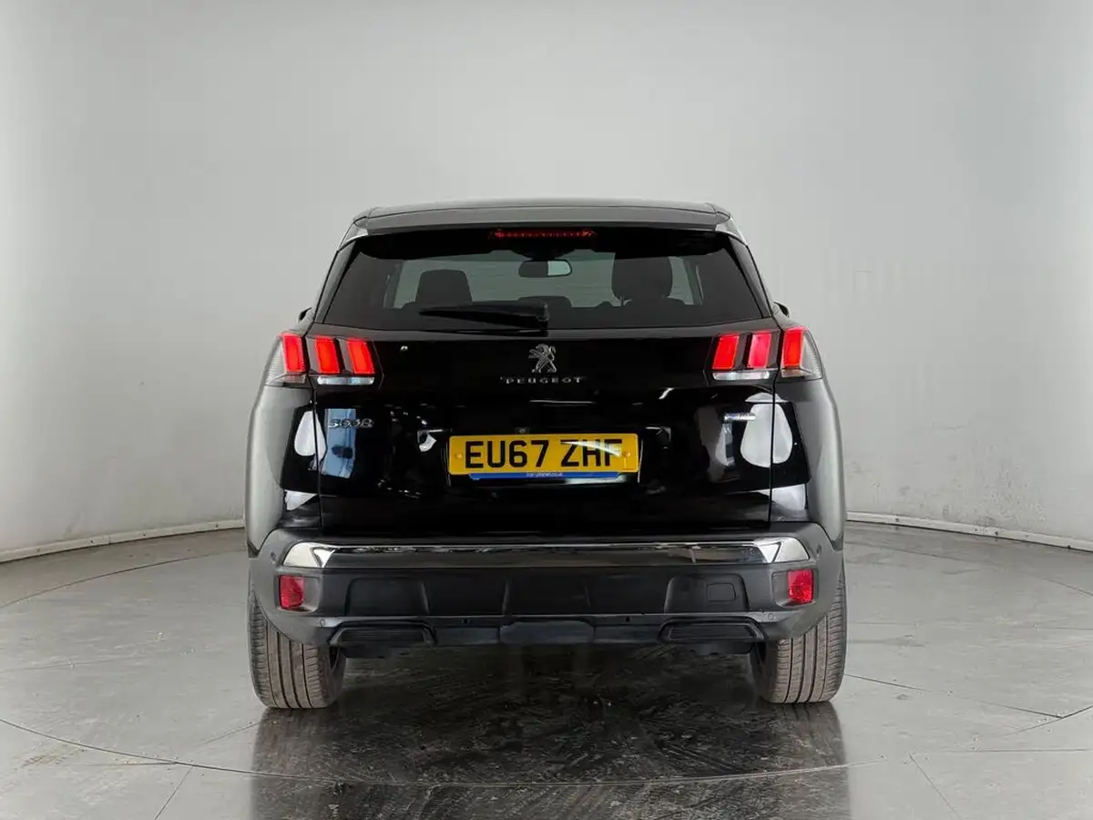 2017-peugeot-3008-suv-12-puretech-allure-big-8