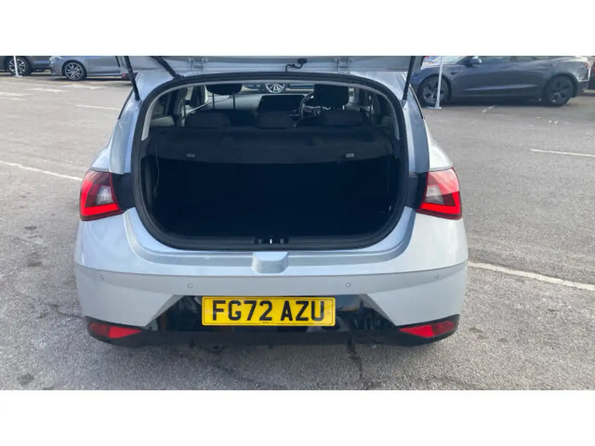 2022-hyundai-i20-10-t-gdi-premium-eclutch-imt-big-3