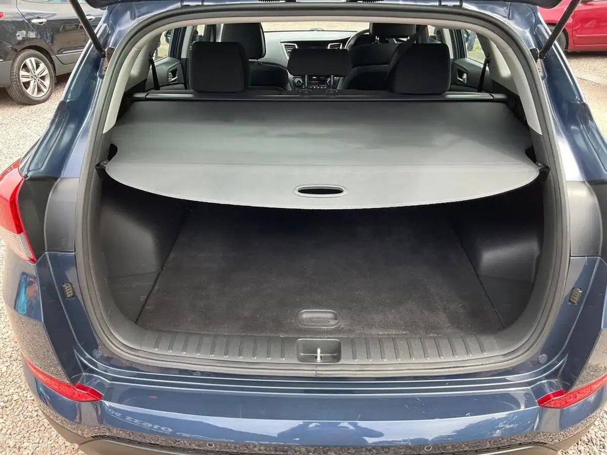 2017-hyundai-tucson-17crdi-blue-drive-se-nav-116ps-big-34