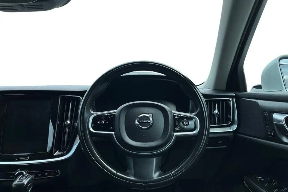 2019-volvo-v60-20td-d4-inscription-plus-geartronic-big-10