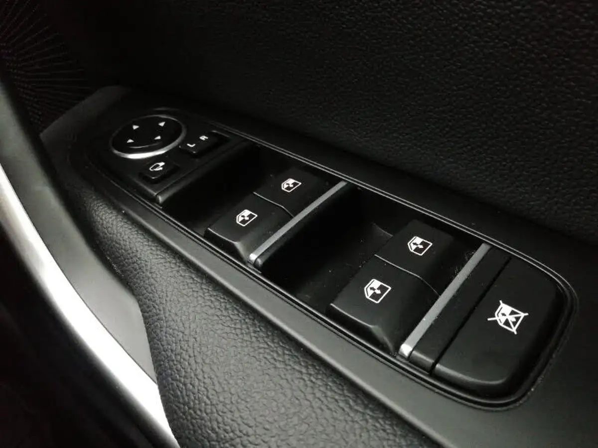 2023-kia-xceed-15-t-gdi-gt-line-158bhp-big-14