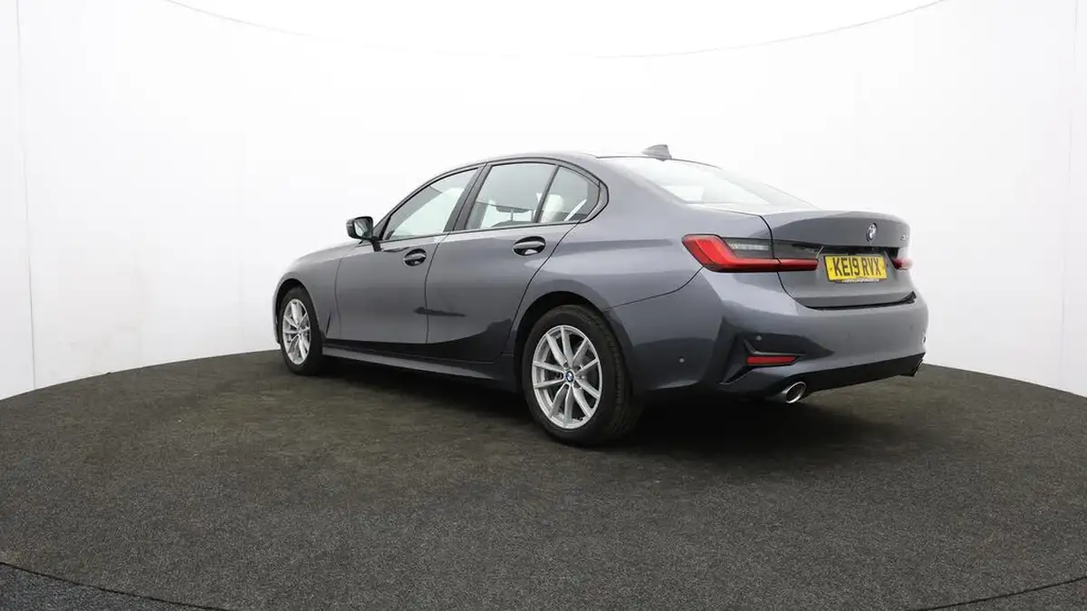 2019-bmw-3-series-20td-320d-se-190bhp-saloon-4d-big-70