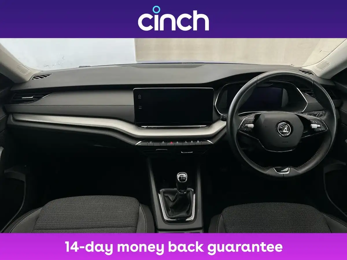 2021-skoda-octavia-20tdi-se-technology-115ps-scr-estate-big-14