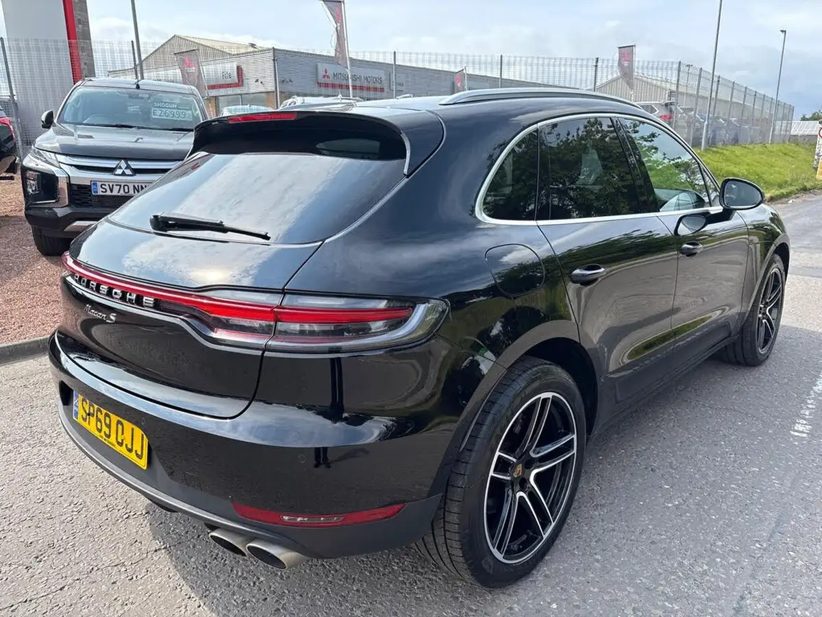 2019-porsche-macan-30-v6-s-big-14