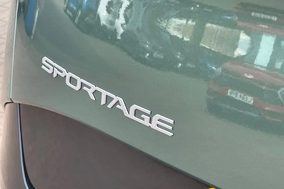 2025-kia-sportage-16-t-gdi-gt-line-s-207bhp-hev-auto-big-25