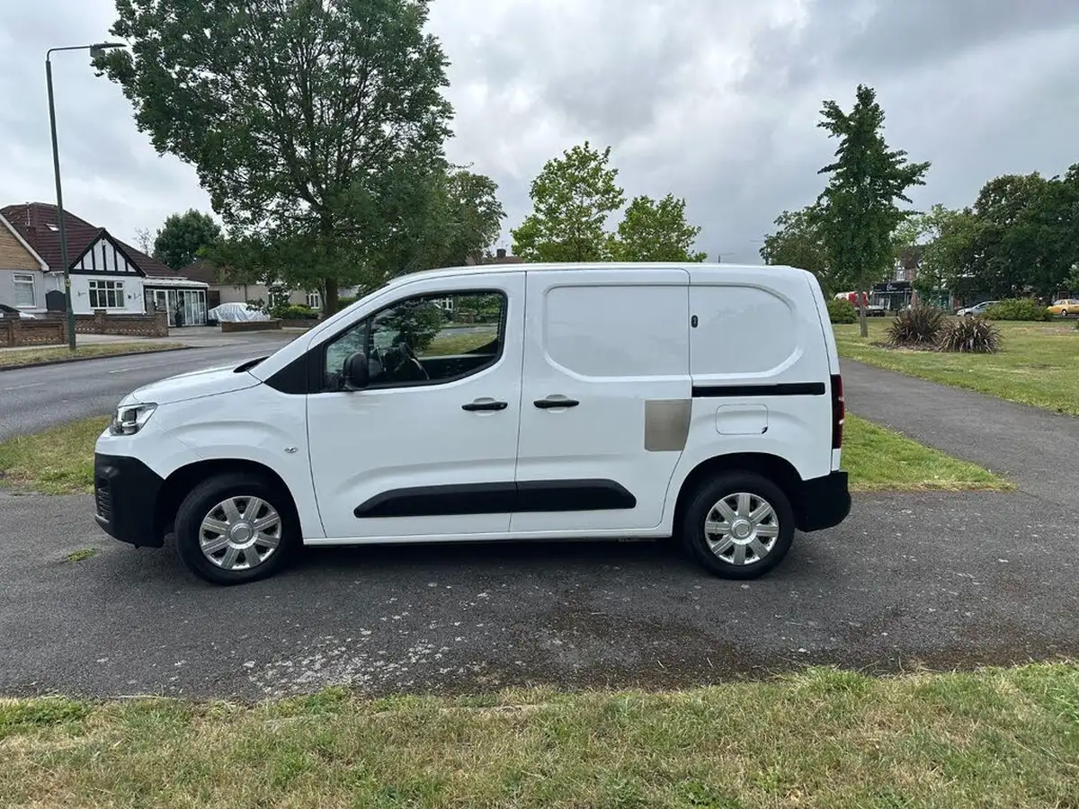 2020-citroen-berlingo-15bluehdi-650-enterprise-ss-big-6