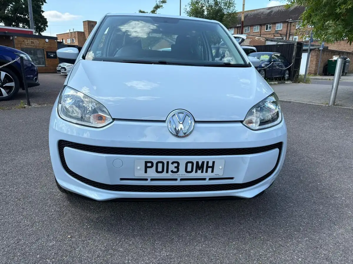 2013-volkswagen-up-10-move-up-59bhp-3d-big-1