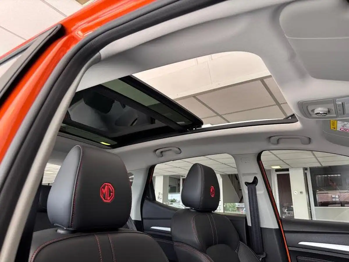2021-mg-zs-suv-10t-gdi-exclusive-big-14