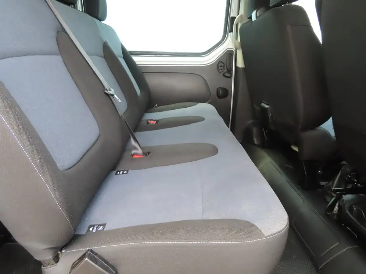 2019-vauxhall-vivaro-16cdti-2900-l1h1-120pseu6c-ss-9-seats-combi-big-38