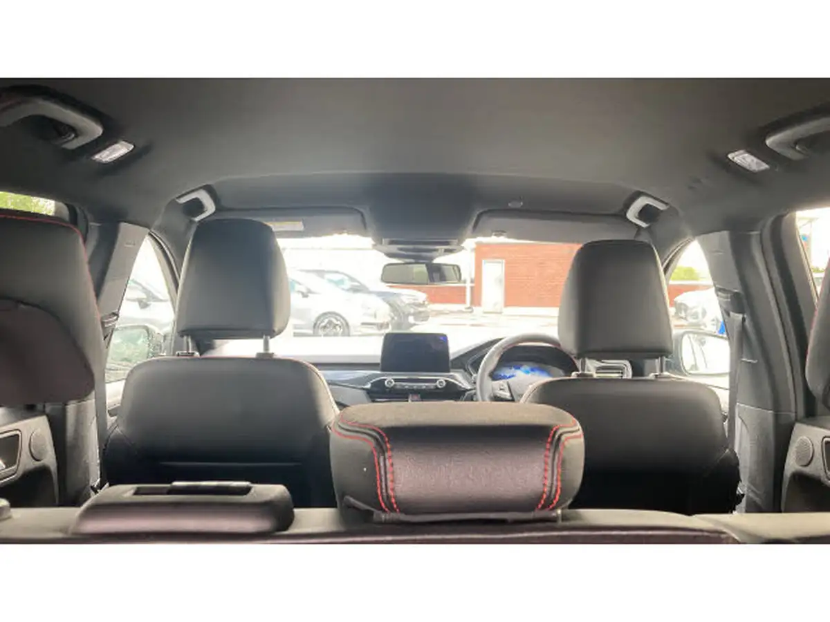 2022-ford-kuga-big-32